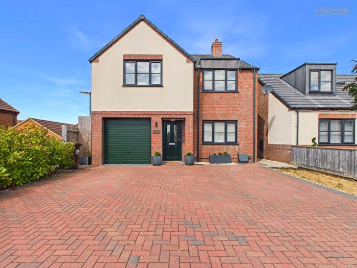 4 Bedroom Detached House For Sale In Orwell Court, Crowland, Peterborough, PE6