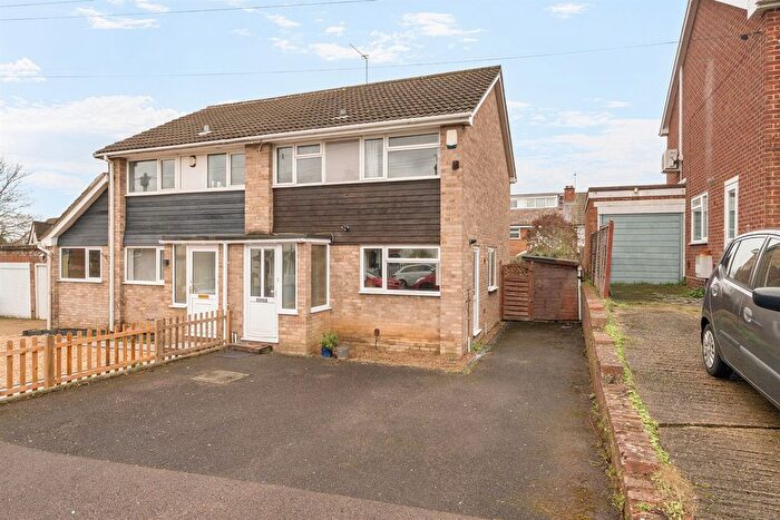 3 Bedroom Semi Detached House For Sale In Westborough Road, Maidenhead, SL6