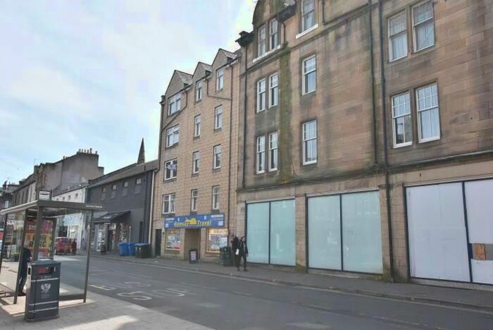 2 Bedroom Flat To Rent In South Street, Perth, PH2