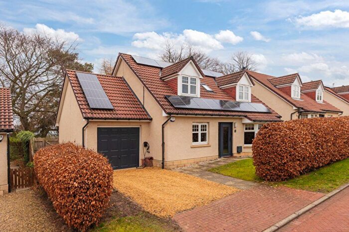 4 Bedroom Detached Villa For Sale In Beech Grove, Cousland, EH22