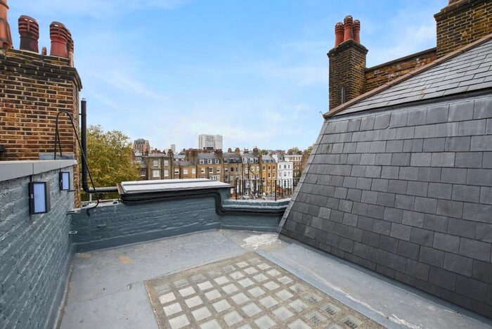 4 Bedroom Flat To Rent In Harley Street, Marylebone, W1G