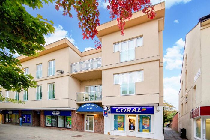 Apartment To Rent In Carfax Horsham, RH12