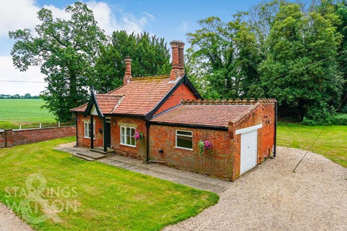 2 Bedroom Detached Bungalow To Rent In Wattlefield, Wymondham, NR18