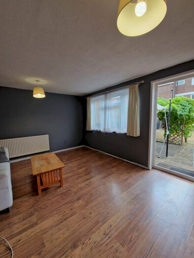 3 Bedroom Semi-Detached House To Rent In Gibbins Road, Stratford, E15