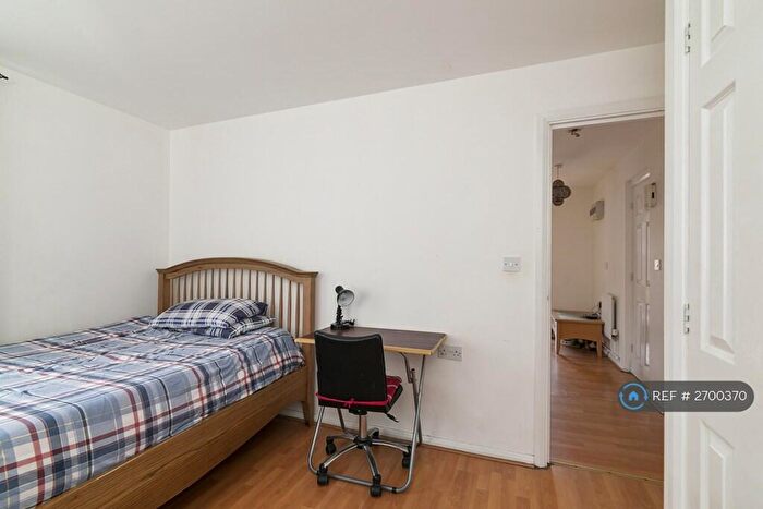 2 Bedroom Flat To Rent In Ronnie Lane, London, E12