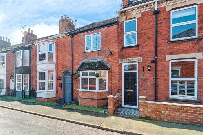 3 Bedroom Terraced House For Sale In Albion Road, Grantham, NG31