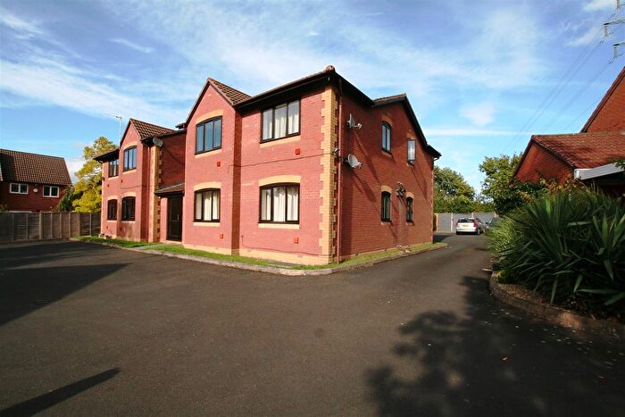 1 Bedroom Property To Rent In Otter Lane, Worcester, WR5