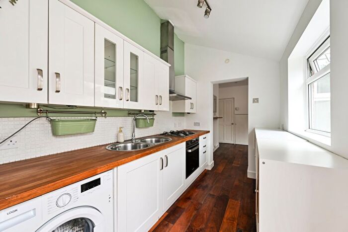2 Bedroom Terraced House To Rent In Fawcett Road, Croydon, CR0
