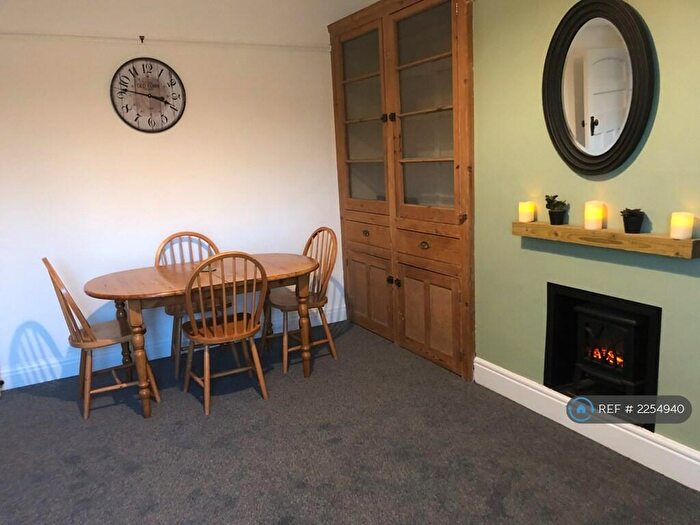 2 Bedroom Flat To Rent In Cranbrook Road, Bristol, BS6