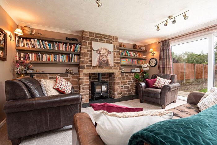 6 Bedroom Detached House For Sale In Sandybrook Close, Fulwood, PR2