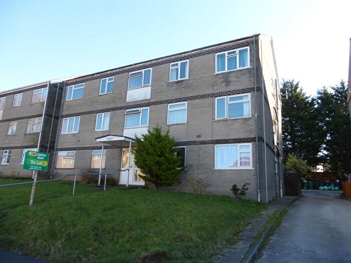 2 Bedroom Flat For Sale In Cranleigh Rise, Rumney, Cardiff, CF3