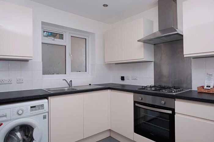 5 Bedroom Terraced House To Rent In Upper Bevendean Avenue, Brighton, BN2