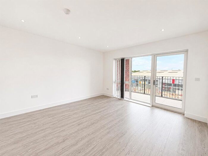 1 Bedroom Flat To Rent In Marleigh, Cambridge, CB5