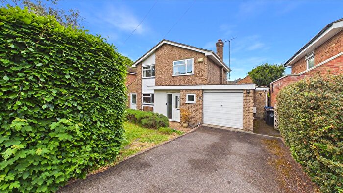 4 Bedroom Detached House For Sale In Horsell, Surrey, GU21