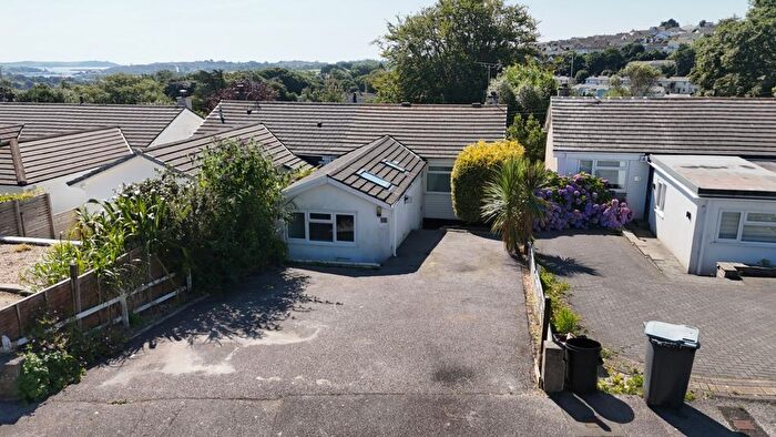 5 Bedroom Semi-Detached House To Rent In Trewarton Road, Penryn, TR10