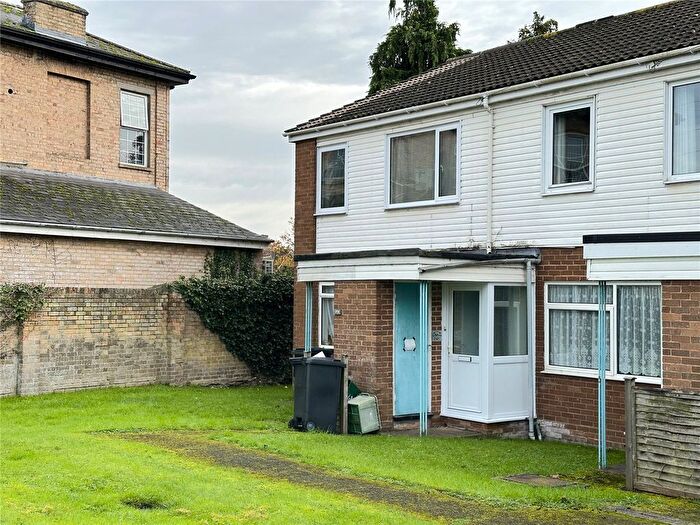 1 Bedroom Flat To Rent In Chip Lane, Taunton, Somerset, TA1