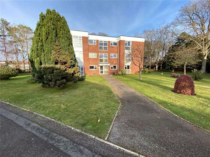 2 Bedroom Apartment To Rent In Haslemere Avenue, Highcliffe, Christchurch, BH23