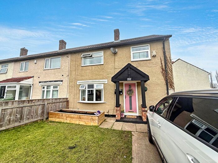 3 Bedroom End Of Terrace House For Sale In Bransdale Close, Stockton-On-Tees, TS19