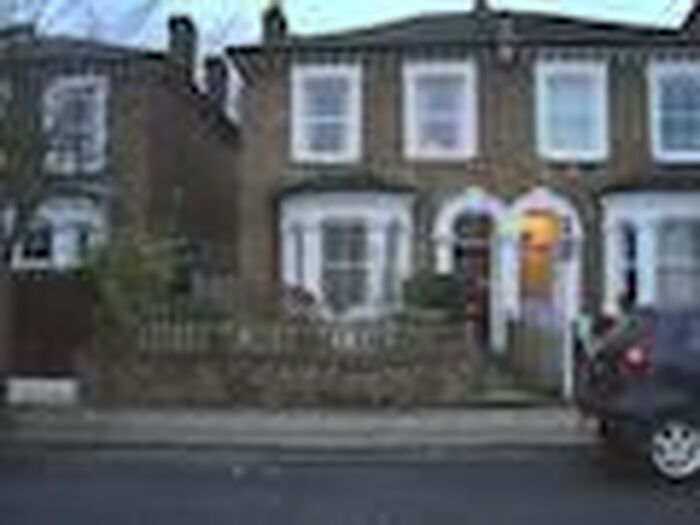 3 Bedroom Flat To Rent In Crystal Palace Road, Dulwich SE22