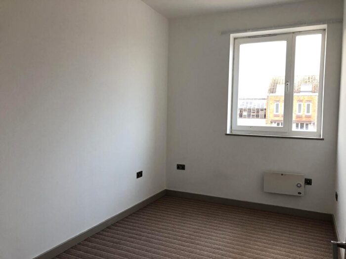 2 Bedroom Apartment To Rent In Cambridgeshire, Peterborough, PE2