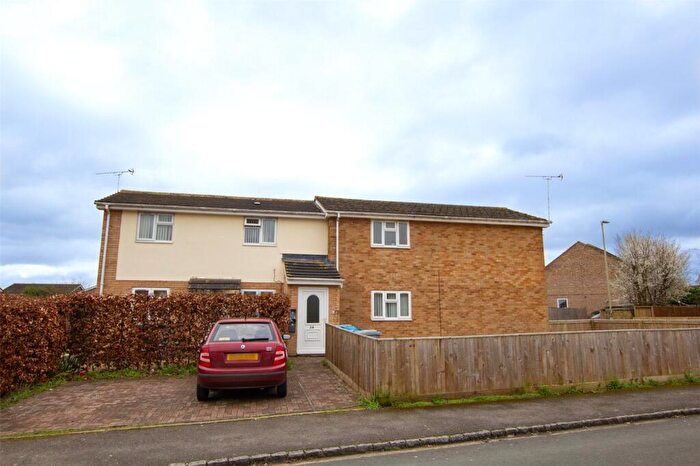 1 Bedroom Apartment To Rent In Kingham Drive, Carterton, Oxfordshire, OX18