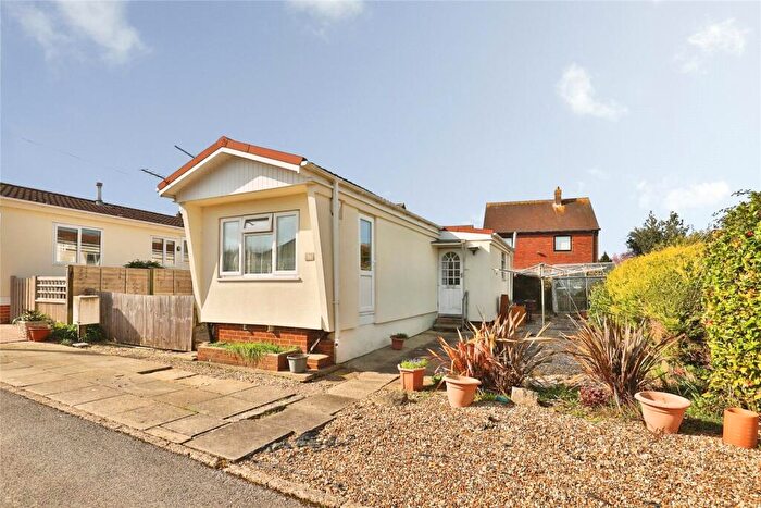 1 Bedroom Detached House For Sale In Roi-Mar Home Park, Throop Road, Bournemouth, Dorset, BH8