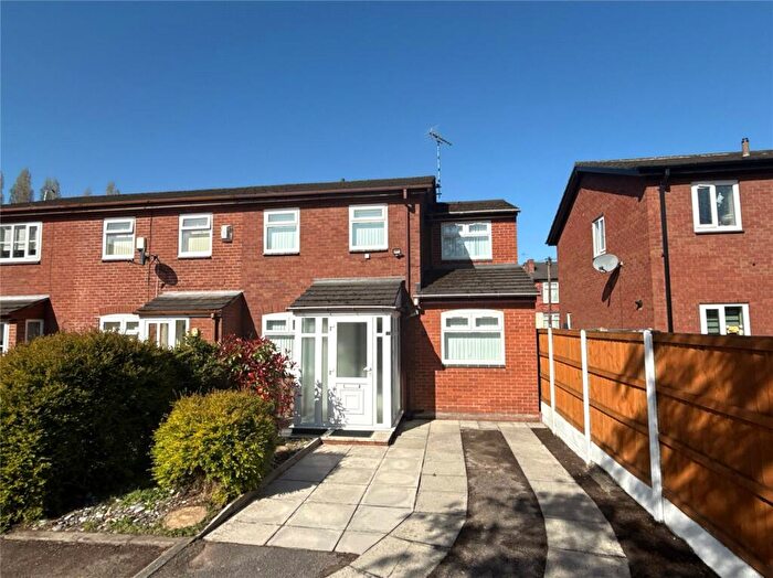 3 Bedroom End Of Terrace House For Sale In Aldford Close, Didsbury, M20
