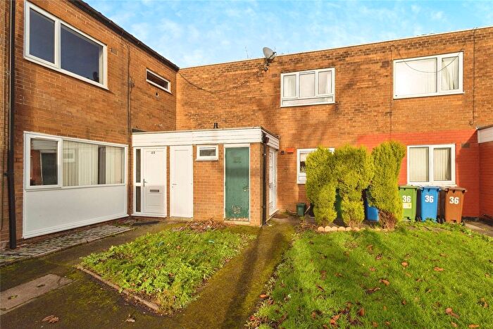 2 Bedroom Terraced House For Sale In Southdown Close, Stockport, Greater Manchester, SK4