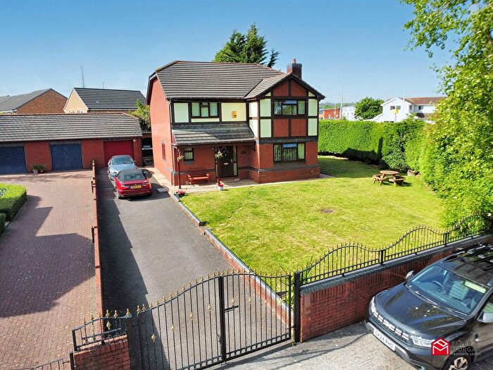 4 Bedroom Detached House For Sale In Heol Tredwr, Waterton, Bridgend, CF31