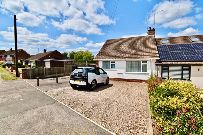 2 Bedroom Bungalow To Rent In Firsview Drive, Northampton, NN5