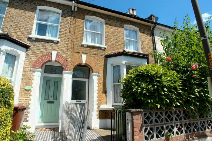 4 Bedroom House To Rent In Ansdell Road, Nunhead, London, SE15