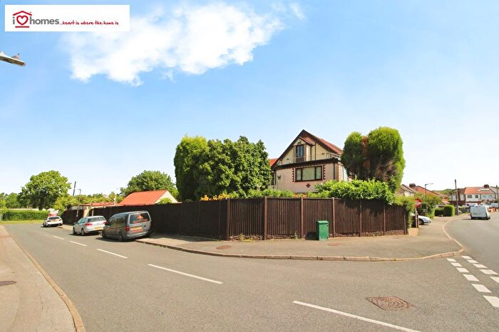3 Bedroom Semi-Detached House For Sale In Castle Road, Walsall Wood, WS9