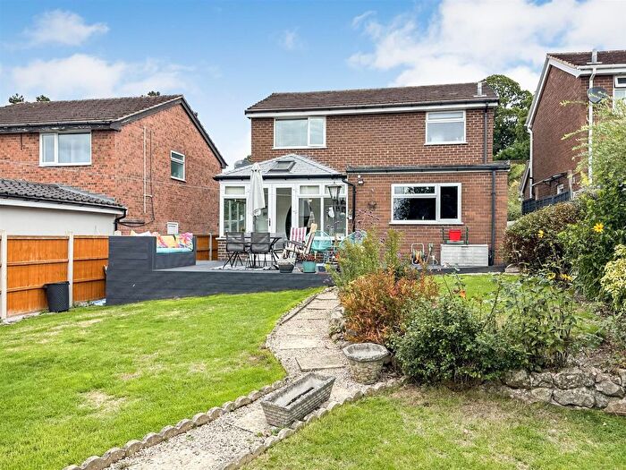 3 Bedroom Detached House For Sale In Ardmillan Court, Oswestry, SY11