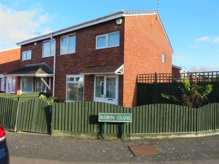 3 Bedroom Semi-Detached House To Rent In Robin Close, Birmingham, B36