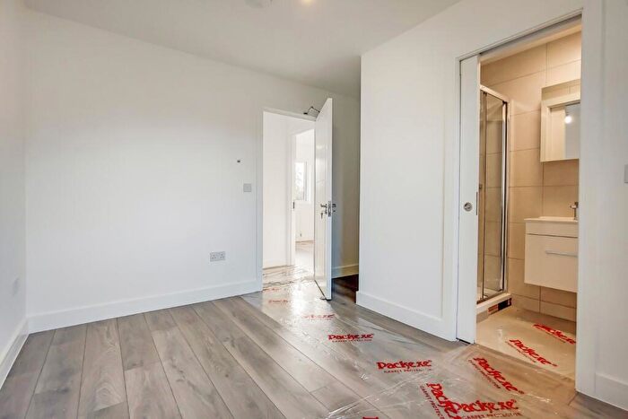 1 Bedroom Semi-Detached House To Rent In Hospital Way, London, Greater London, SE13