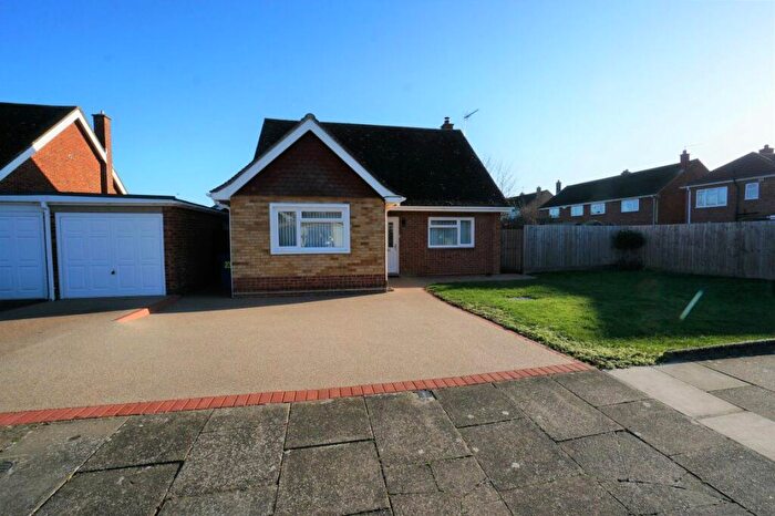 3 Bedroom Bungalow To Rent In Broke Hall, Ipswich, IP3