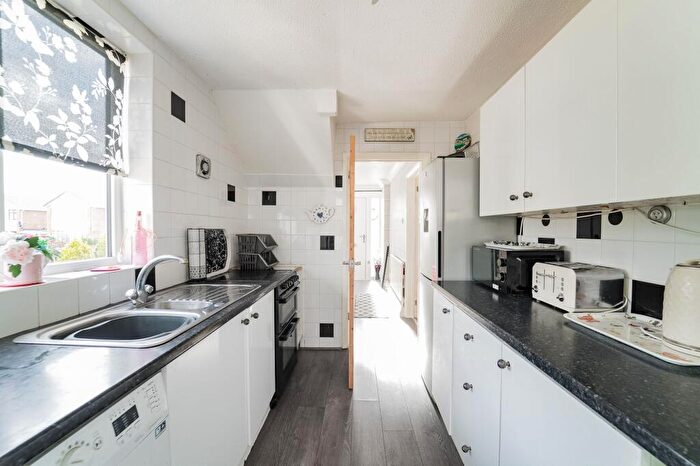 3 Bedroom Detached House For Sale In York Road, Connah's Quay, CH5
