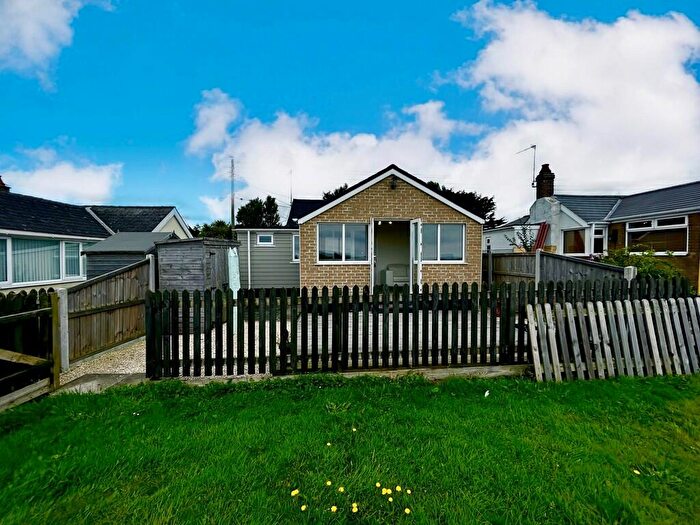 2 Bedroom Detached Bungalow To Rent In Scratby Crescent, Scratby, NR29