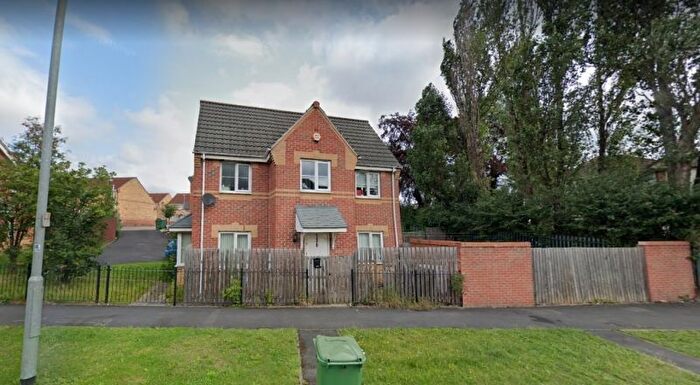 3 Bedroom Semi Detached House To Rent In Amberton Road, Gipton, Leeds, LS9