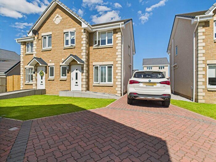 3 Bedroom Semi-Detached House For Sale In Herbison Crescent, Shotts, ML7