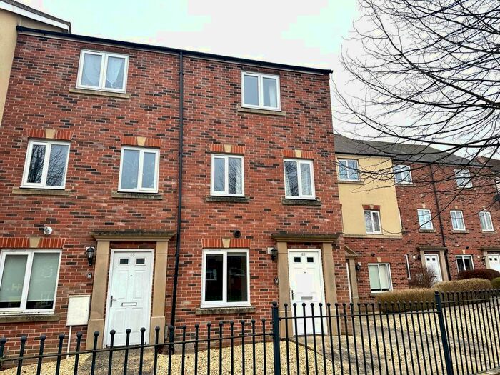 4 Bedroom Terraced House To Rent In Pasture Walk, Andover, SP11