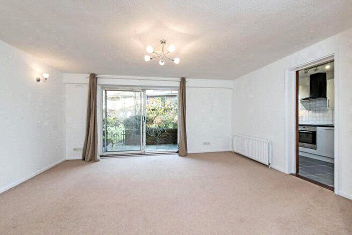 2 Bedroom Flat To Rent In Thorney Crescent, Morgans Walk, Battersea, SW11
