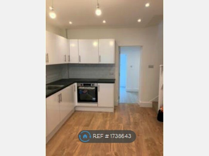 2 Bedroom Terraced House To Rent In Aldworth Road, London, E15