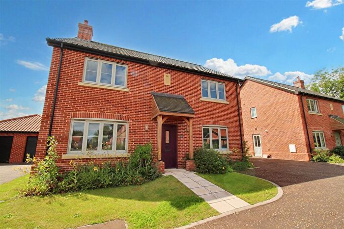 4 Bedroom Detached House For Sale In Aegel Gardens, Aylsham, Norwich, NR11