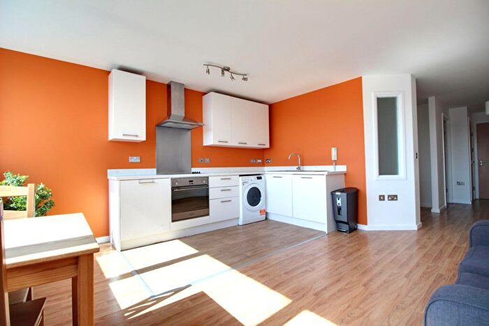 1 Bedroom Flat To Rent In Marco Island, Huntingdon Street, NG1