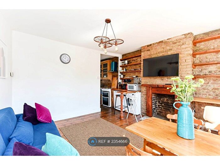 1 Bedroom Flat To Rent In Stoke Newington Church St, London, N16
