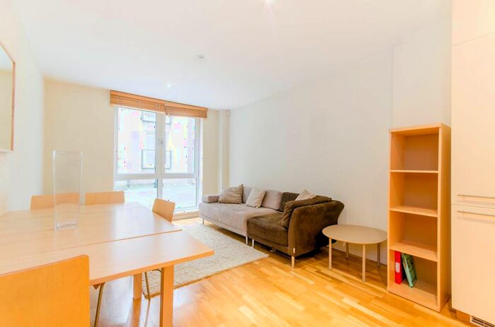 1 Bedroom Flat To Rent In Hosier Lane, Clerkenwell, London, EC1A