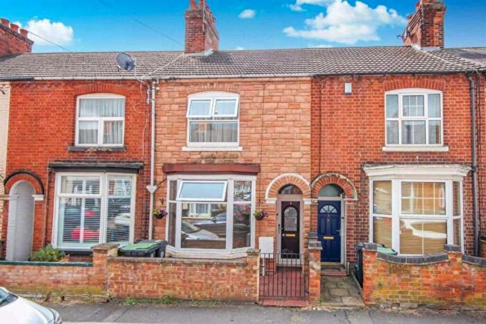 3 Bedroom Terraced House To Rent In Spencer Road, Rushden, NN10
