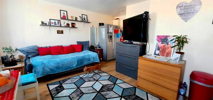 1 Bedroom Flat To Rent In Great Western Road, Maida Hill, London, W9