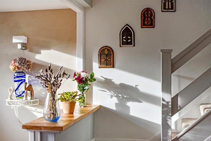 3 Bedroom Detached House For Sale In Gloucester Way, Chichester, West Sussex, PO19